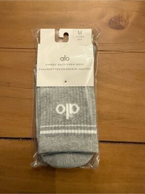 ALO Yoga Light Gray Half-Crew Socks with White Logo
